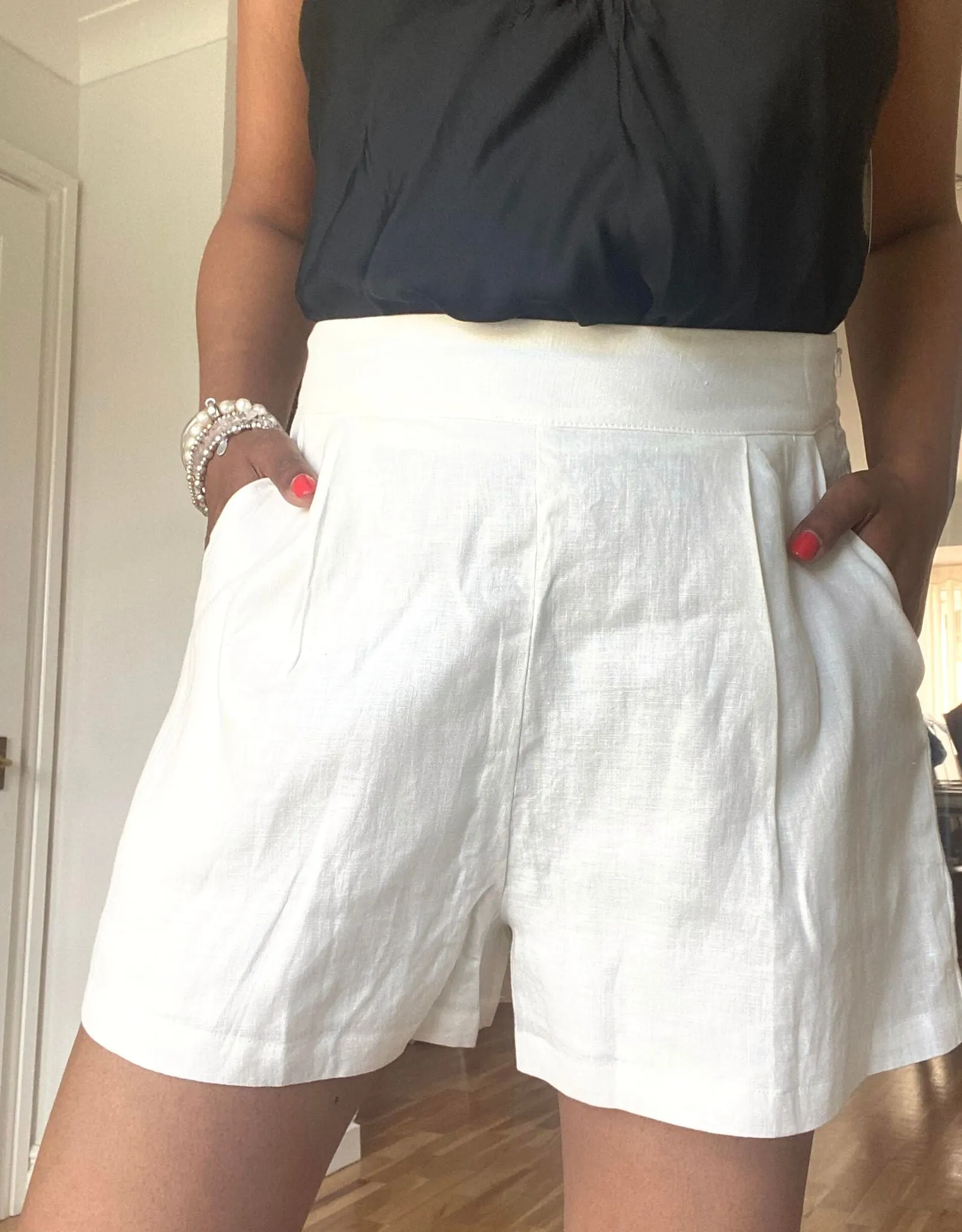 Linen Shorts with pockets