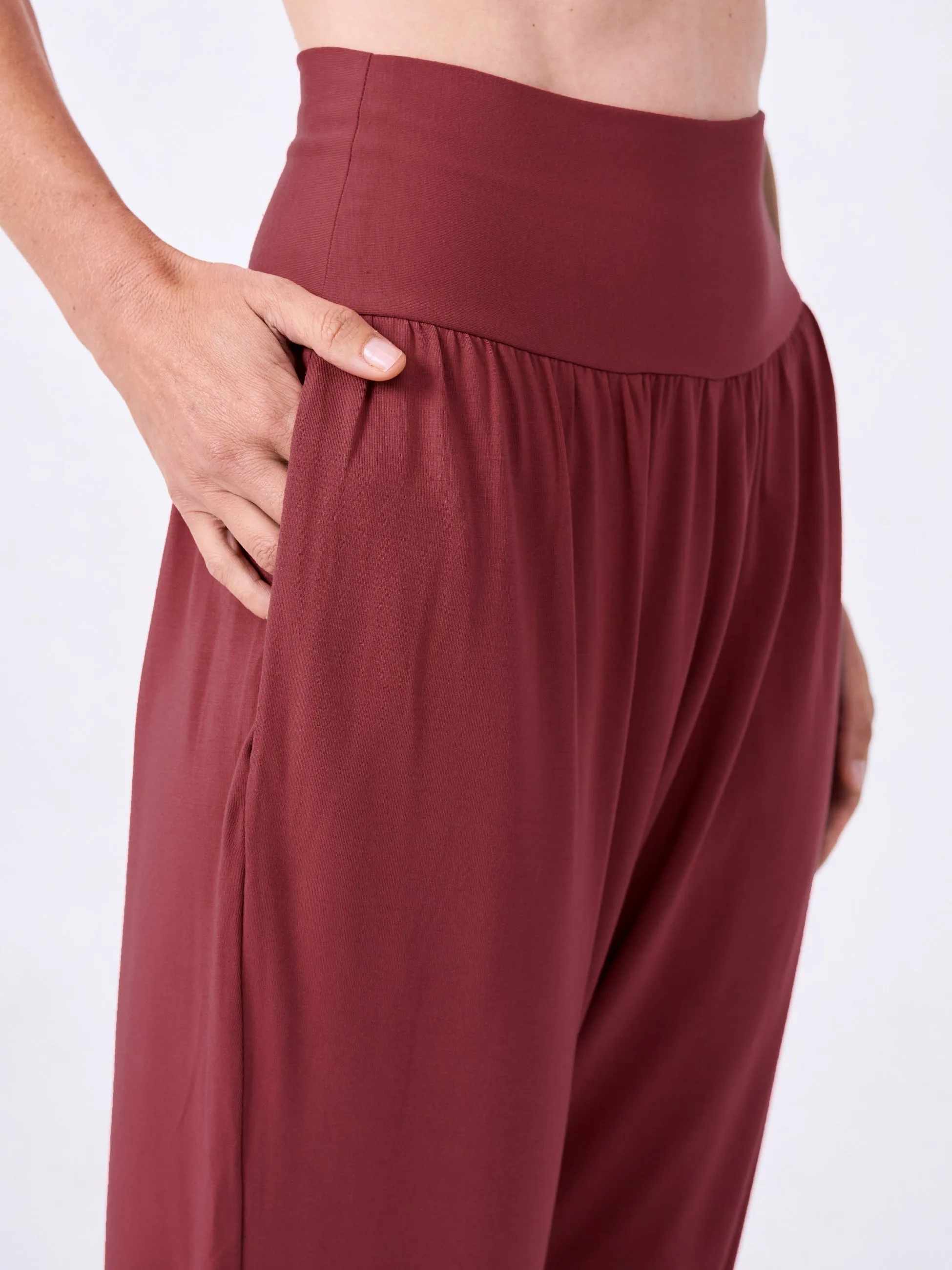 Nomad Relax Pant - Earth Red