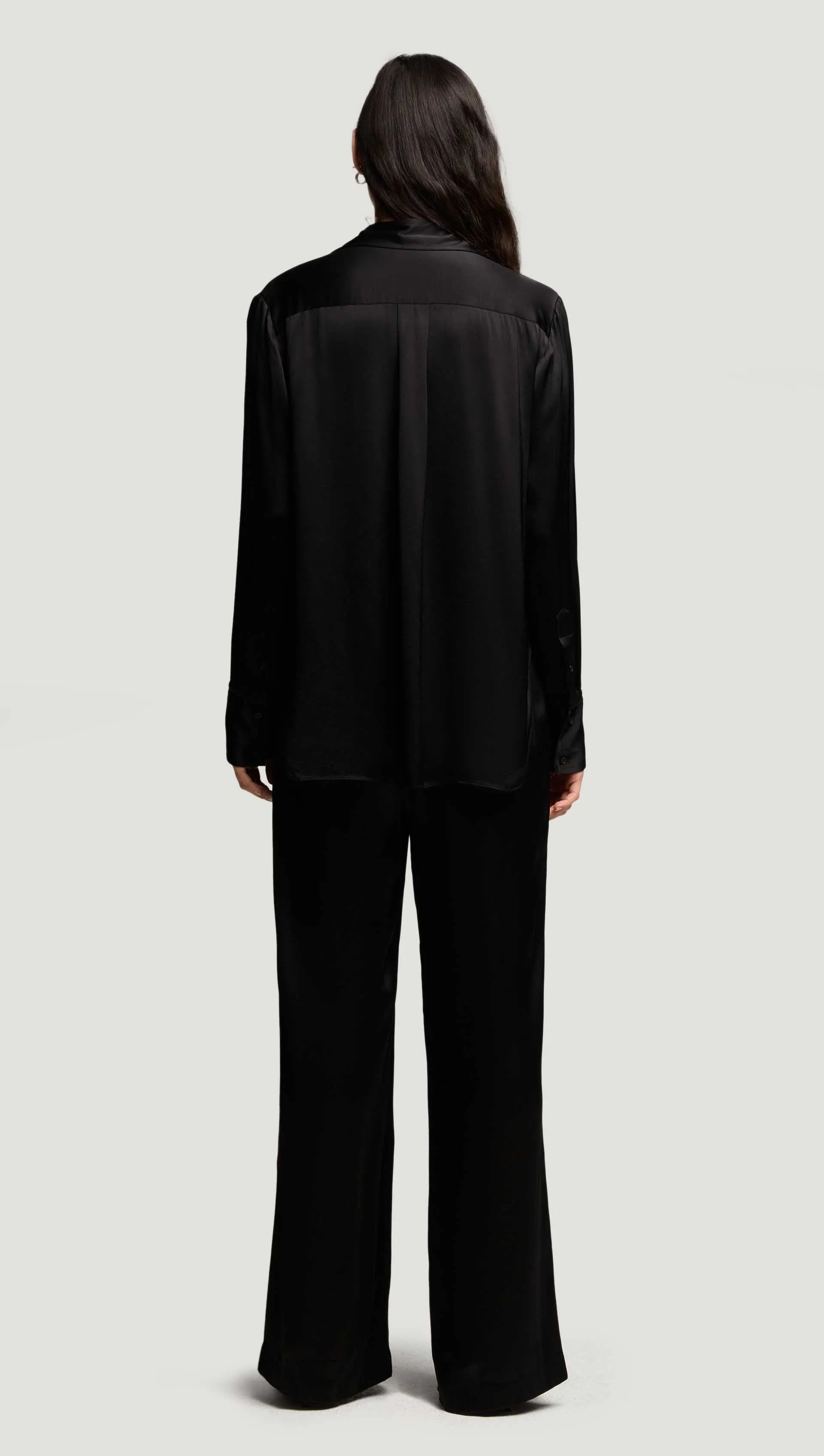 Slim Blouse in Viscose Satin | Black