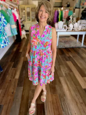 Vacay Ready Floral Print Sleeveless Dress in Curvy