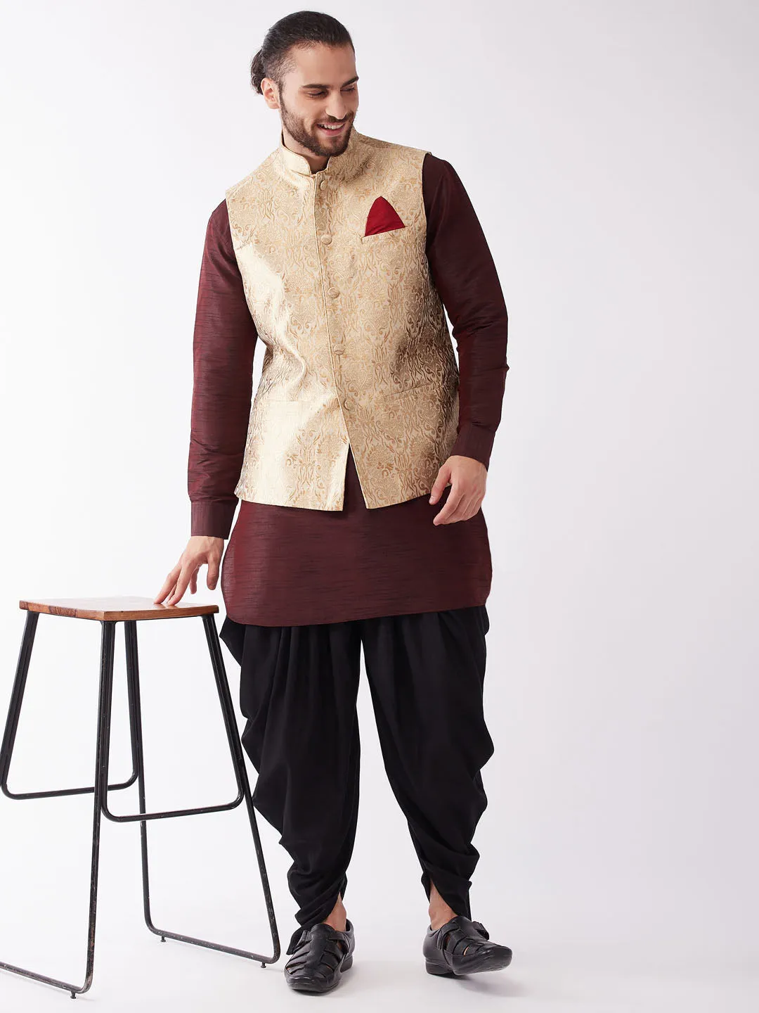 VASTRAMAY Men's Burgundy Silk Blend Kurta Set