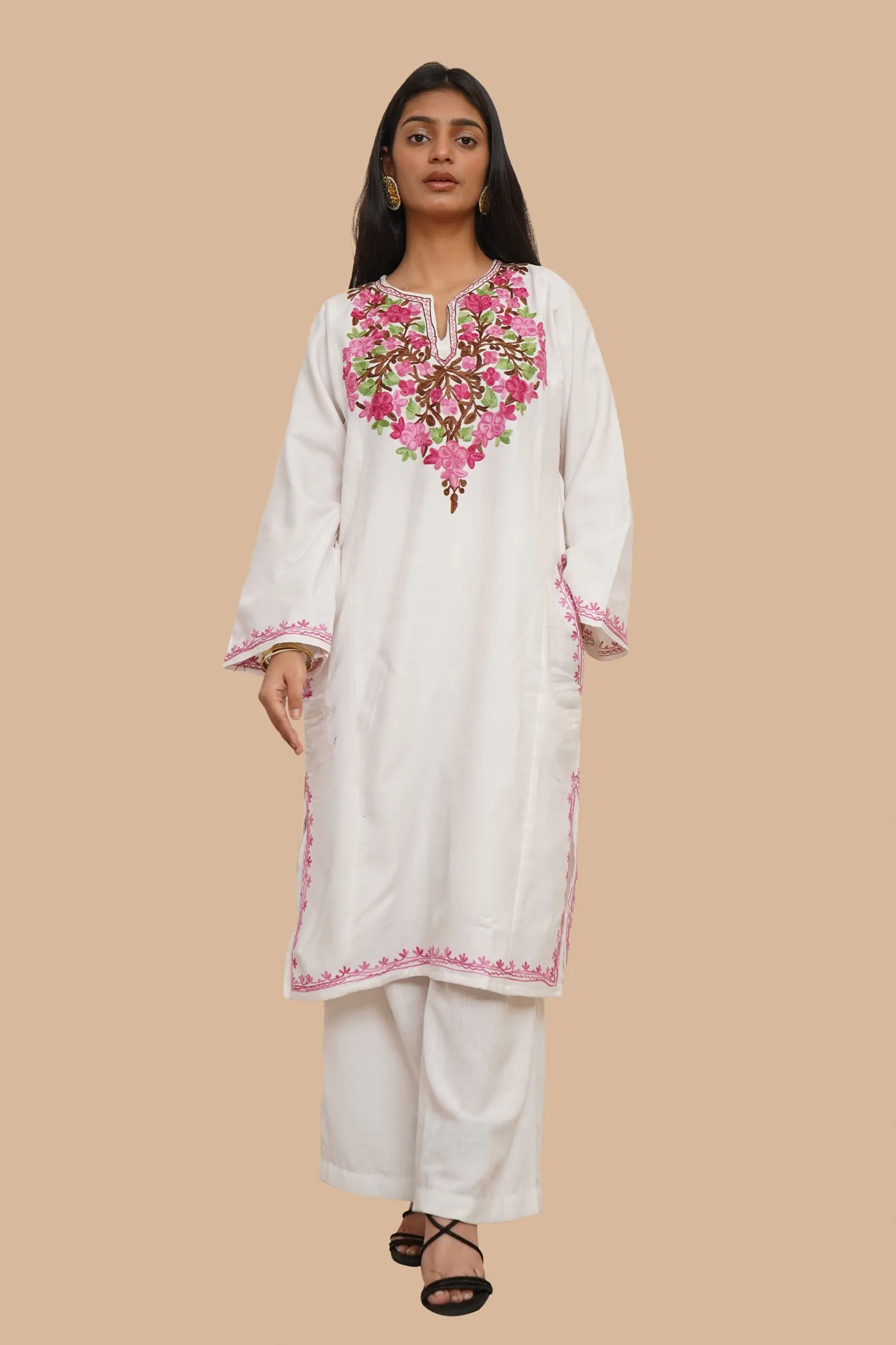 Woollen Phiran in White